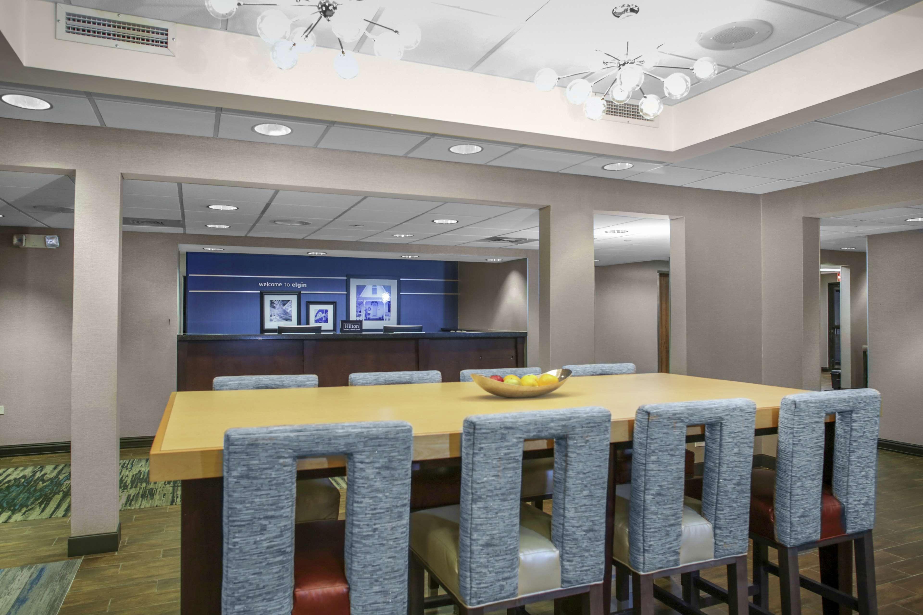Hampton Inn Chicago Elgin/I-90 Exterior foto