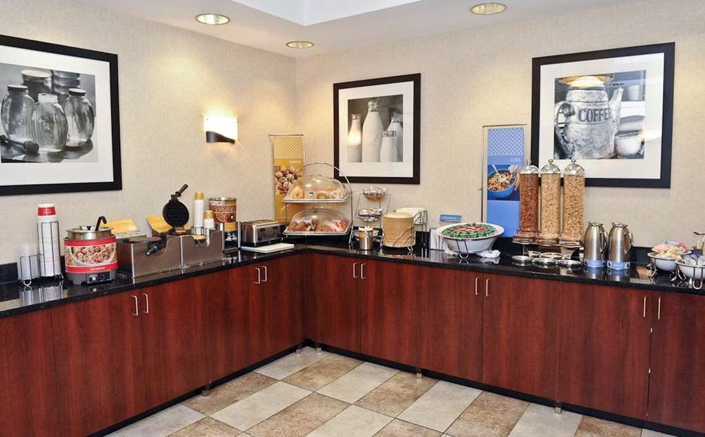 Hampton Inn Chicago Elgin/I-90 Restaurante foto